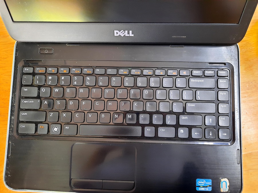 Laptop cũ Dell Vostro 1450 